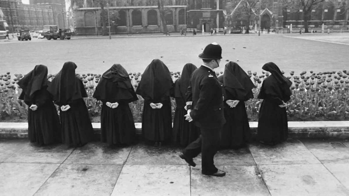 Rahibeler neden siyah giyinir
